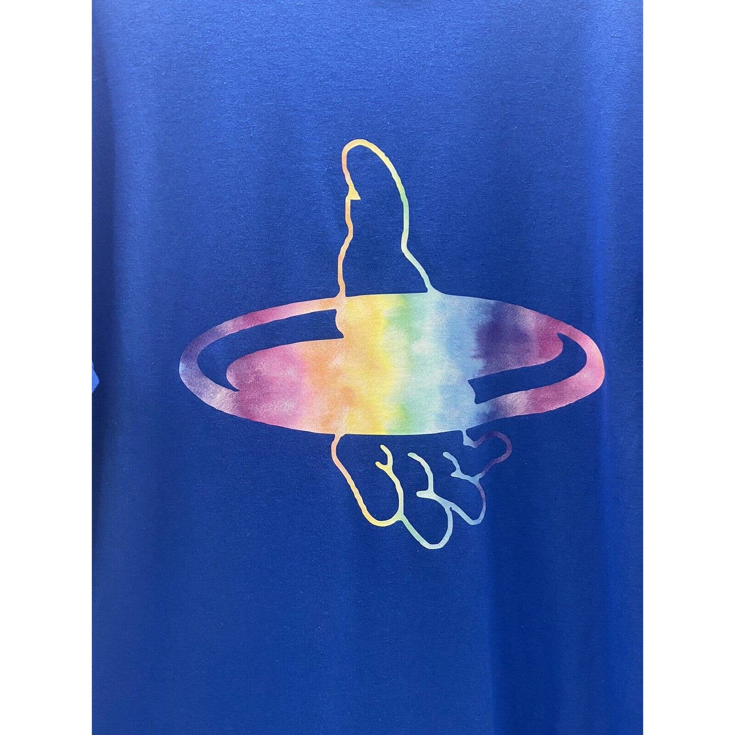 Disc Golf Shirt DISC In Hand Throwing Rainbow Vinyl Custom Logo L T-Shirt BLUE