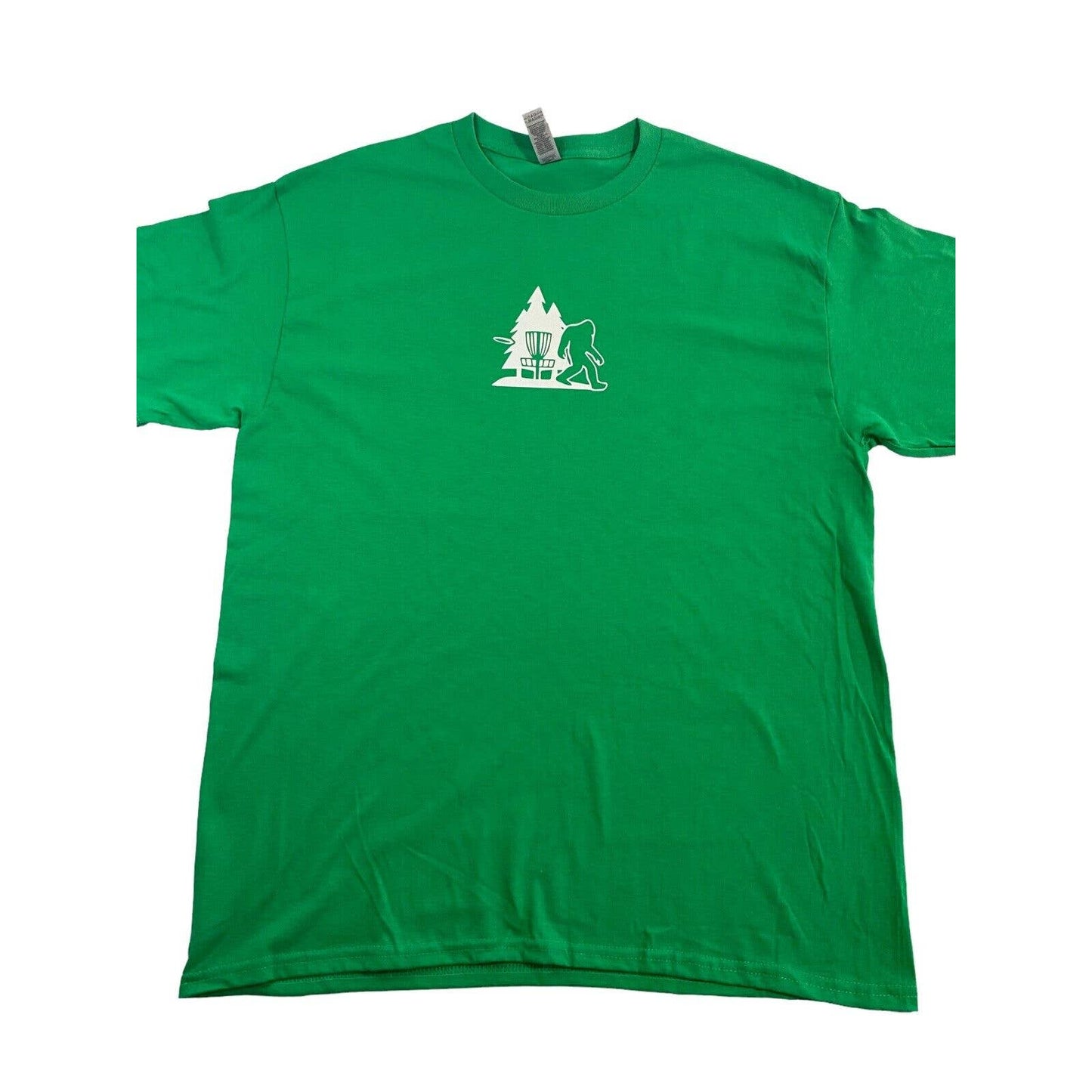 Disc Golf Shirt SASQUATCH SCENE Disc Golfer L Graphic T-Shirt Gildan GREEN