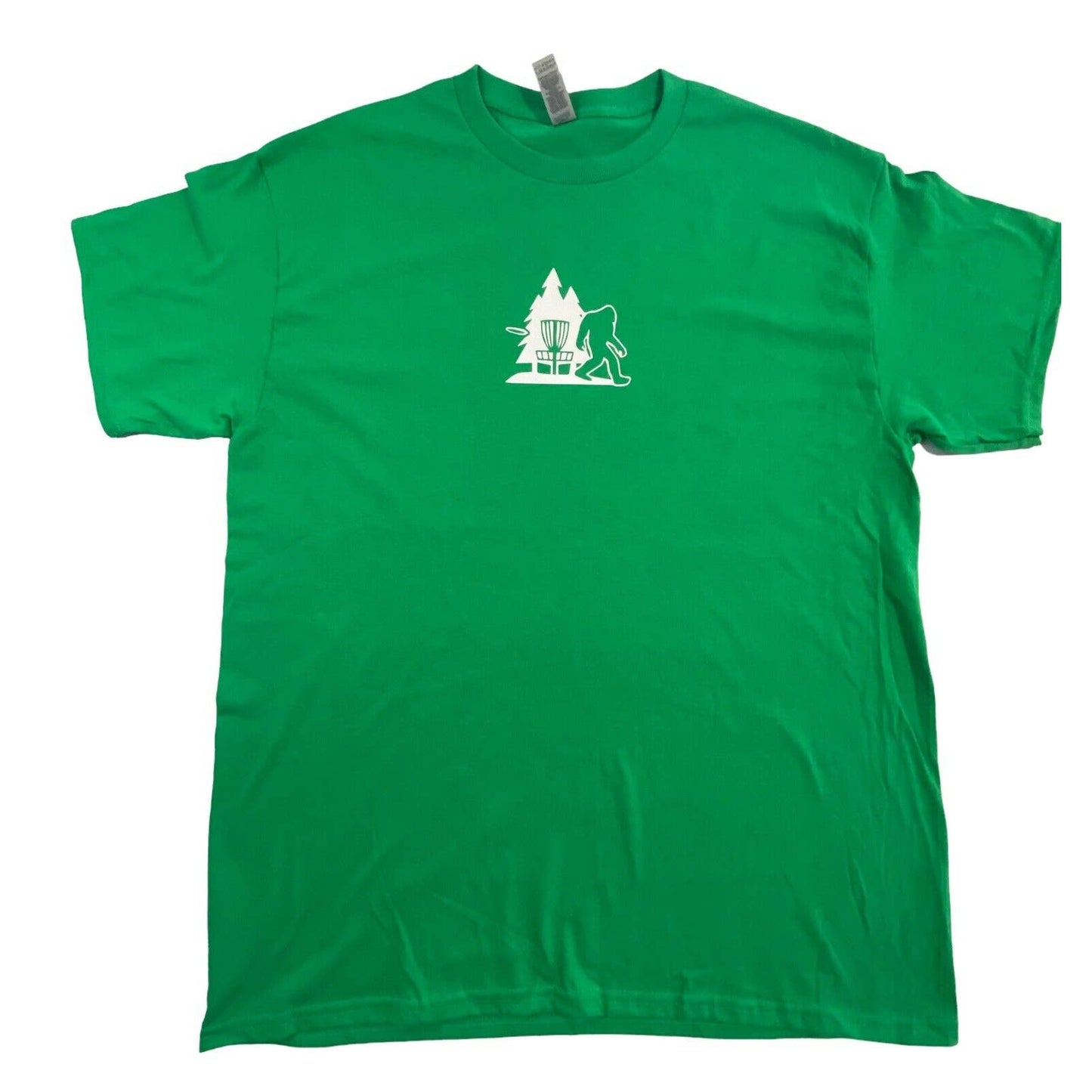 Disc Golf Shirt SASQUATCH SCENE Disc Golfer L Graphic T-Shirt Gildan GREEN